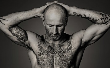Rugby Legend Features in Powerful Ad “Never Alone” Gareth Thomas
