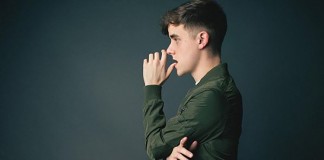 Connor Franta Explains How to Take The Perfect Instagram Photo