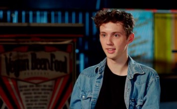 Troye Sivan Opens Up On Australia’s Marriage Equality Situation Saying it’s Appalling Troye Sivan