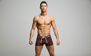 World Media in a Flap Over Claims Cristiano Ronaldo is Gay cristiano ronaldo