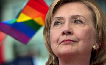 Clinton Rallies at Florida Gay Bar Days Out From Election Clinton