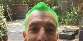 Sydney Man Doing Push-ups to Raise Money for DSG Youth Charity