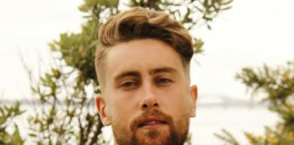 Living My Life With HIV Through Transparency and Dignity Charlie Tredway