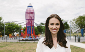 Winston Peters Chooses Labour – Jacinda Ardern Now PM Jacinda Ardern