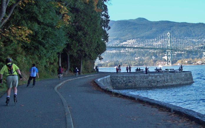 Stanley Park Seawall in Vancouver