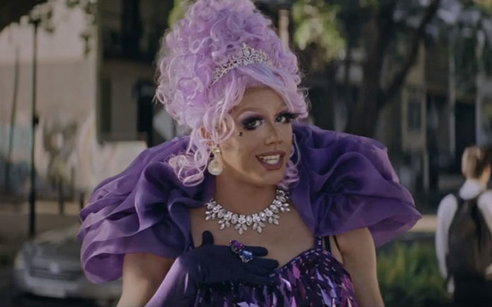 Sydney drag star Jojo Zaho appearing in Sydney tram commercial. (Youtube)