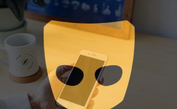 South Africa : Outspoken Homophobic Christian Accused of Having Secret Grindr Account Grindr