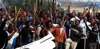 Nigeria | Policeman Beaten Following Gay Allegations Nigeria Mob