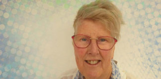 Trainee Nurse Suffered 12 Years of Electroshock Therapy for Being Gay Joan Bellngham as a nurse suffered electroshock therapy