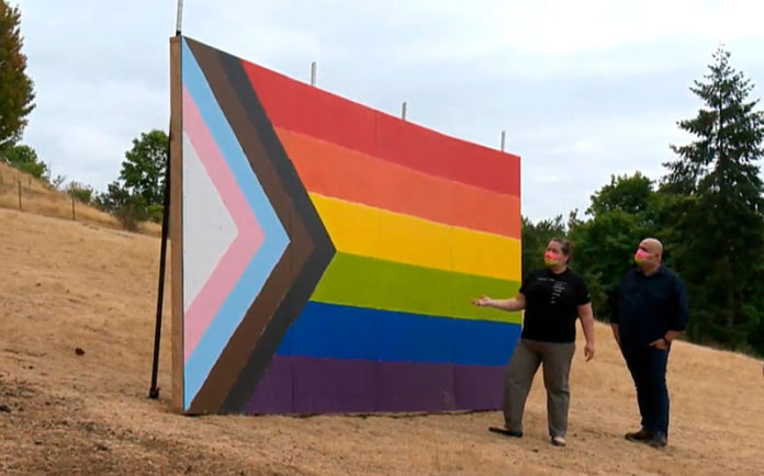 Progress Pride Flag erection in Oregon (KGW8)