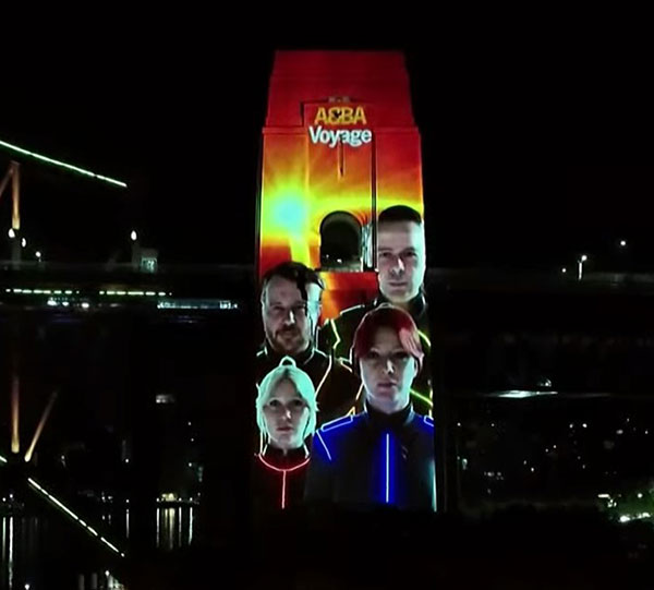 The ABBATARS showing on the Sydney Harbour Bridge pylons at 3.30am during the livestream event (Youtube)