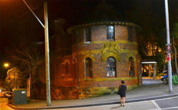 Former Police Lockup for Gay Men Now Earmarked As Australia LGBTIQA+ Museum Photograph: Wikimedia Commons | The old Darlinghurst Police Station