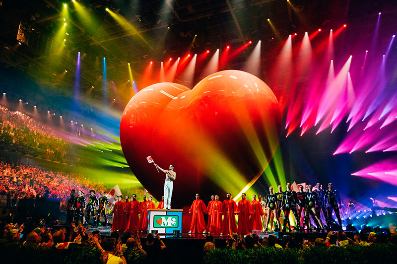 Mika at the Eurovision Song Contest 2022 Grand Final — EBU/SARAH LOUISE BENNETT