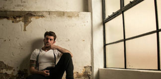 From Sea to Stage: How Arts Access & Wellbeing Helped a Former Navy Sailor Photography: Ettridge Creative (2017), featuring Peter Williams.