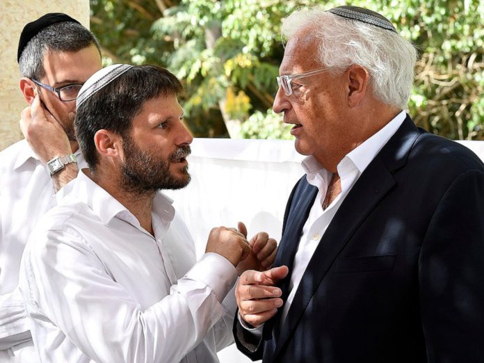 Smotrich with United States Ambassador to Israel David M. Friedman during a visit to Hesder Yeshiva