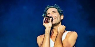“Too Gay” – Mika Opens Up About Homophobia In The Music Industry & The Pressure To Come Out Mika