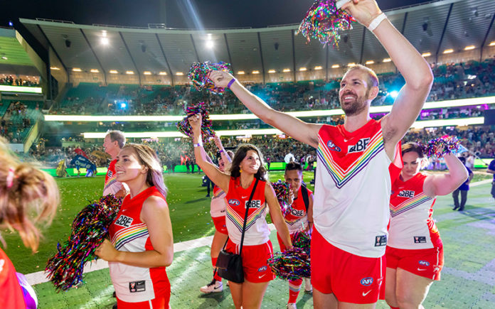 Sydney Swans marching in the 2022 Sydney Mardi Gras. (Sydney Mardi Gras)