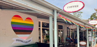 Berry Unfurls “Welcome” Banner After Mardi Gras Berry prepared to welcome everyone. (Supplied)