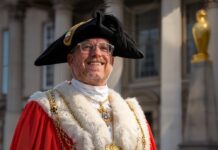 City of Leeds Appoints First Openly Gay Lord Mayor and Consort