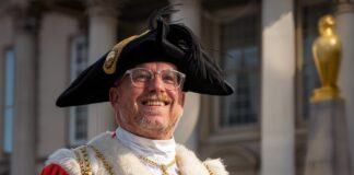 City of Leeds Appoints First Openly Gay Lord Mayor and Consort